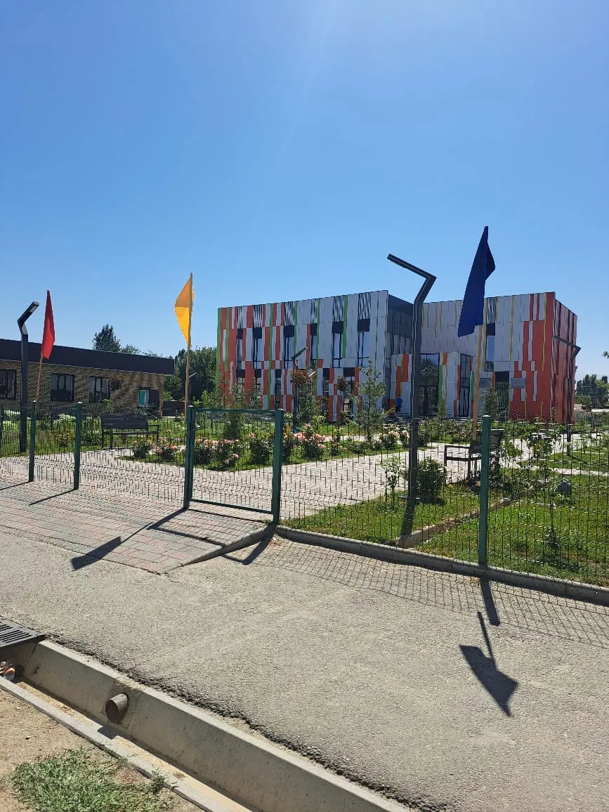 Кыргыз Республикасынын Эгемендүүлүк күнүнө 34 жыл